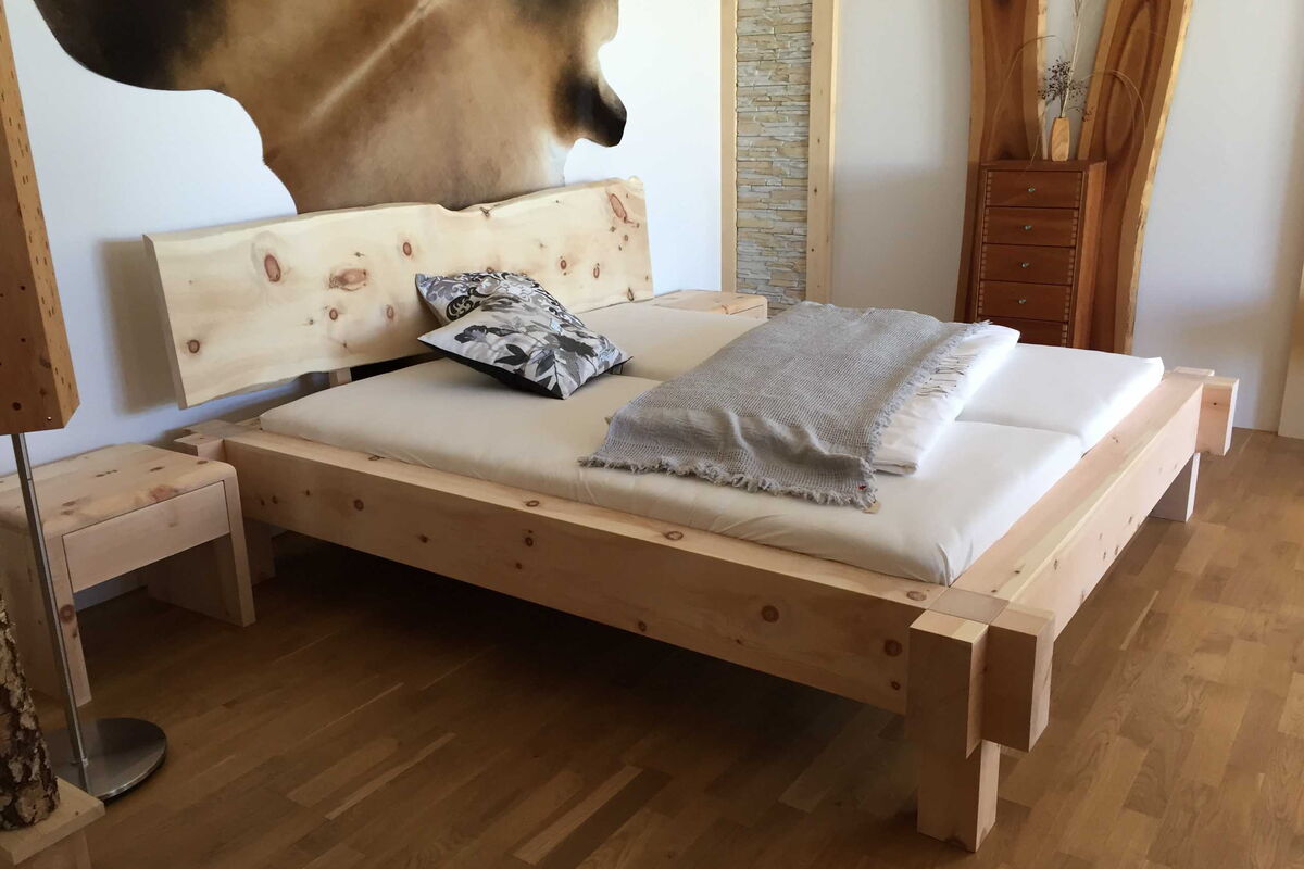 Zirbenbett - Zirbenholzbett Modell Garmisch